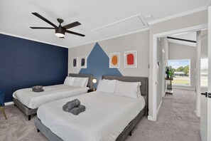 House, Multiple Beds, Pool Access, Pool View (Hillsdale) - Perfect Getaway Home w Pool, Jacuzzi, Cinema Room (Richardson)