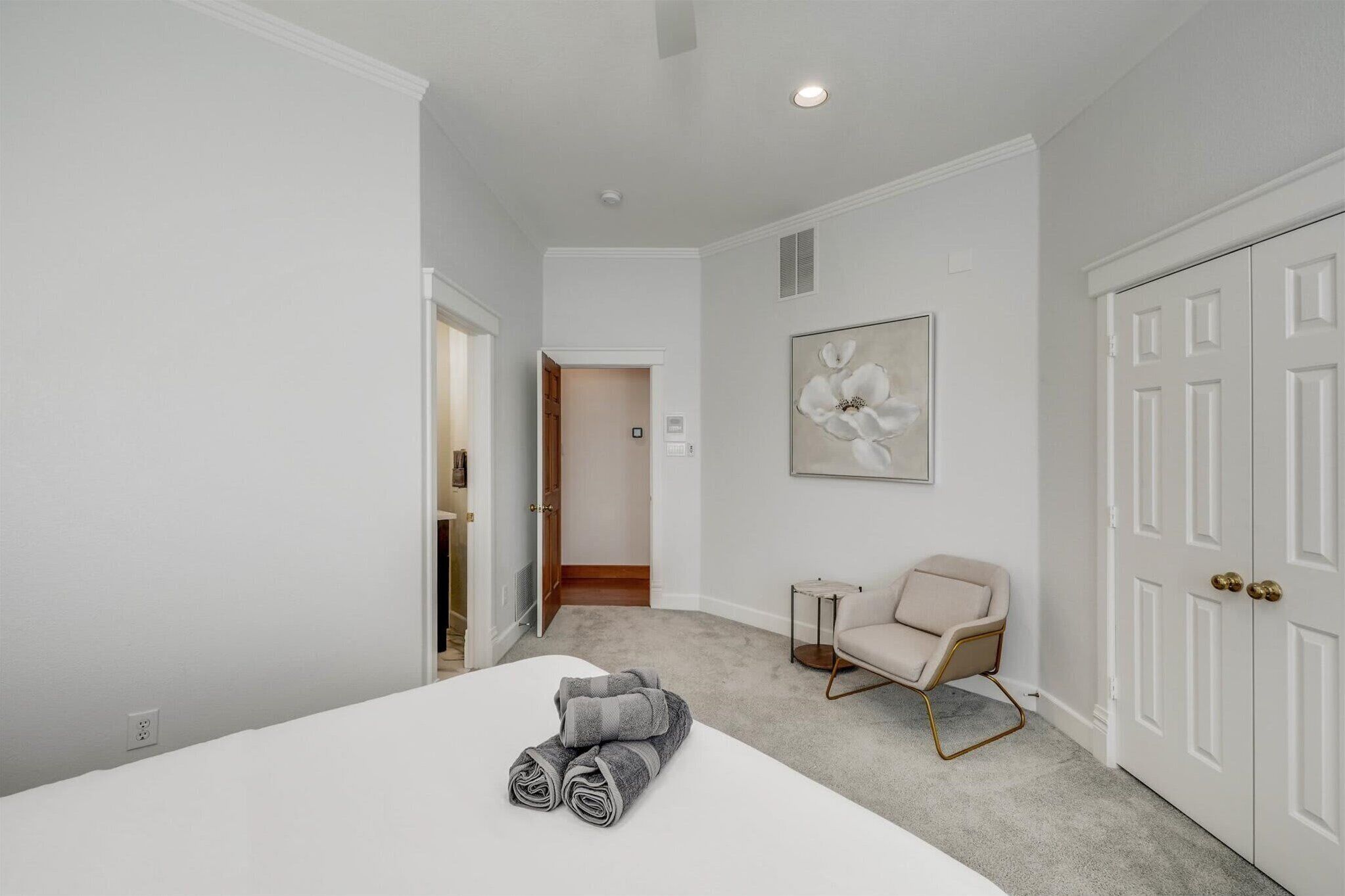 6 bedrooms