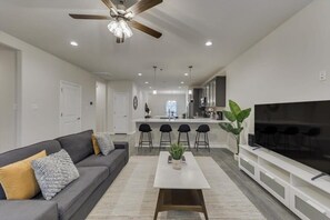 House, Multiple Beds, Patio, Garden View (Doyle) | Living area - Your Vibrant Dallas Getaway Home (Dallas)