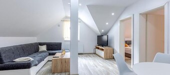 Gorgeous home in Gospic with sauna