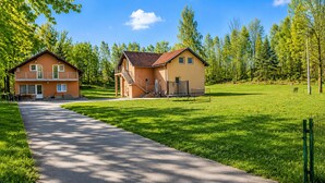 Exterior - Gorgeous home in Gospic with sauna (Gospic)