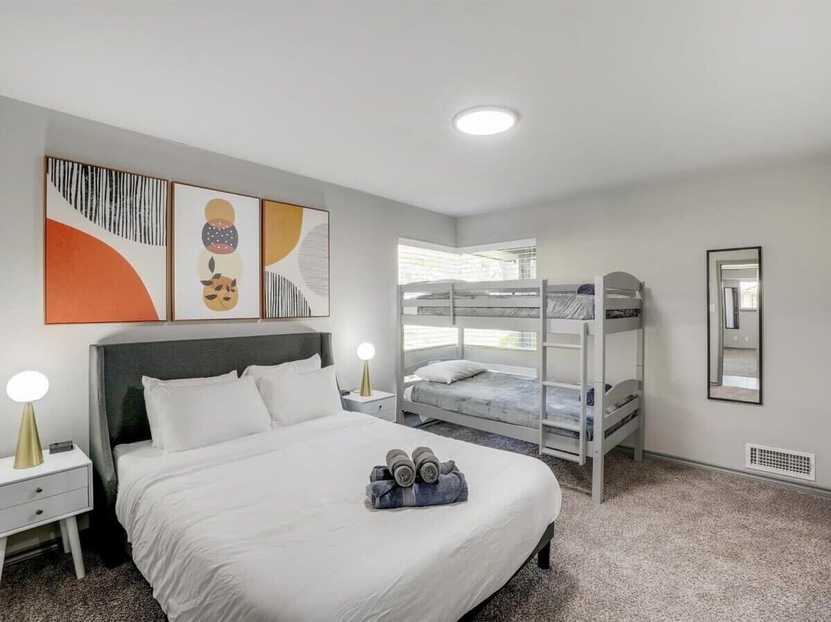 4 bedrooms