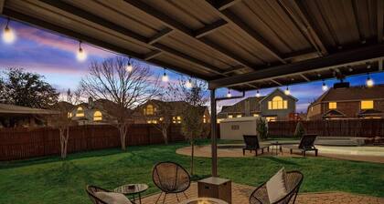 Stylish, Spacious, Convenient - 6-bd/2.5-ba + Pool