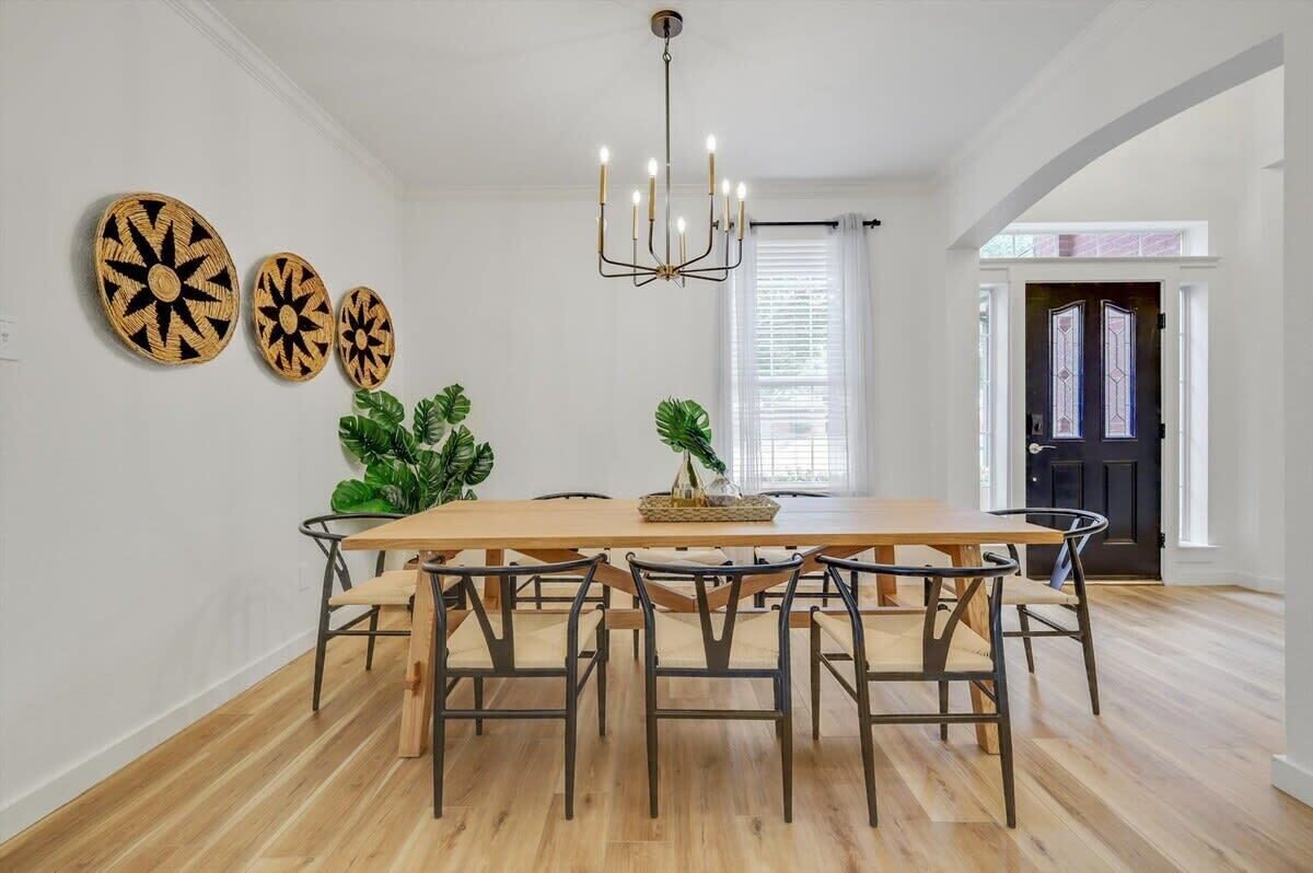 House, Multiple Beds, Pool Access, Pool View (Rembert (MA)) | Dining