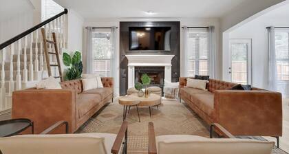 Live Like Royalty - Highland Village 6BR Mansion
