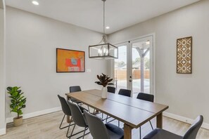 House, Multiple Beds, Pool Access, Pool View (Chesham) | Dining - Trendy and Modern Home w/ a Private Pool (Rowlett)
