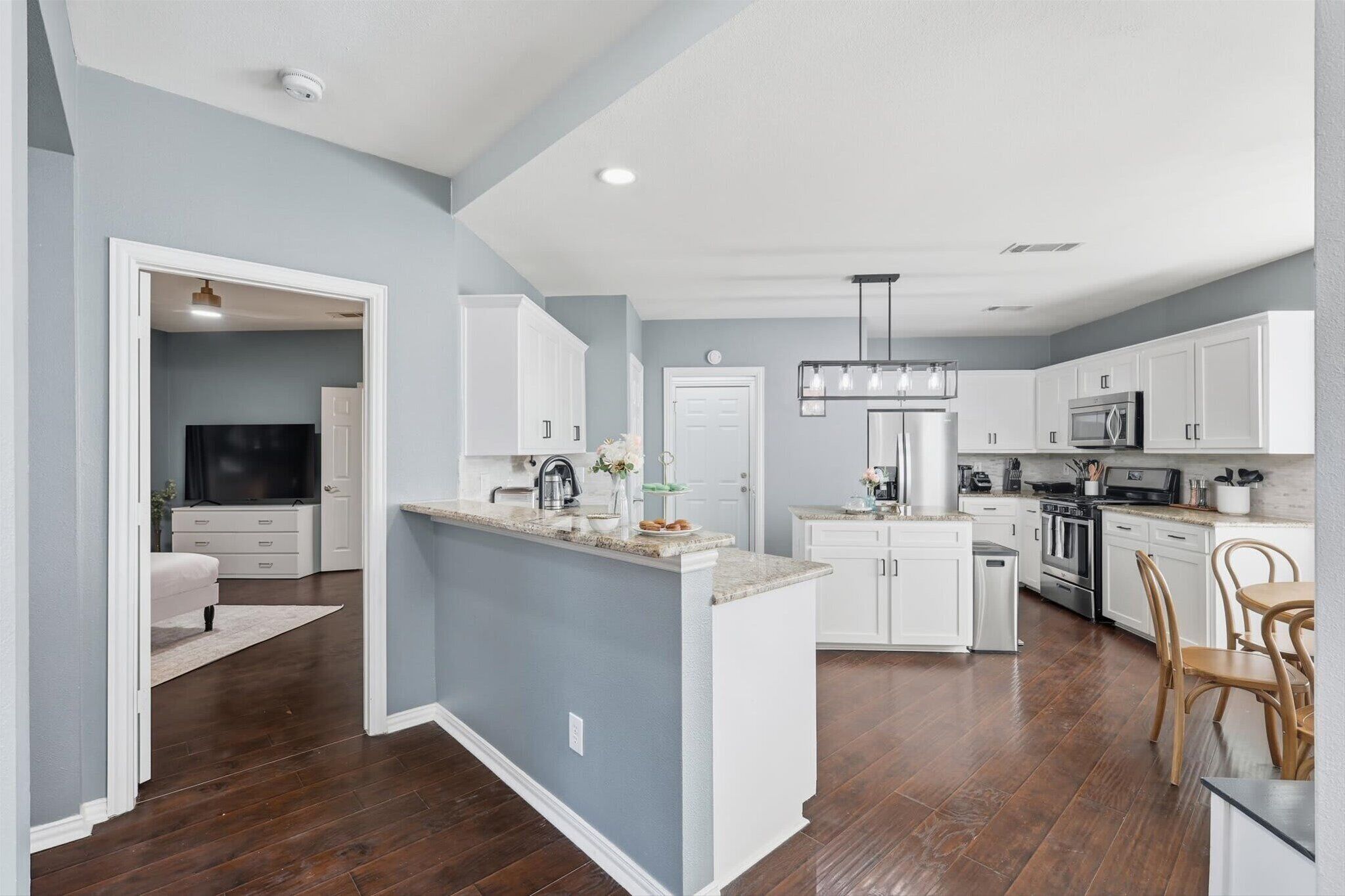 House, Multiple Beds, Pool Access, Pool View (Purdue (Lewisville)) | Private kitchen