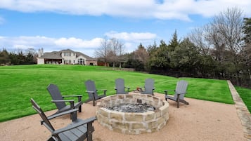 House, Multiple Beds, Pool Access, Pool View (Liberty Grove) | Property grounds