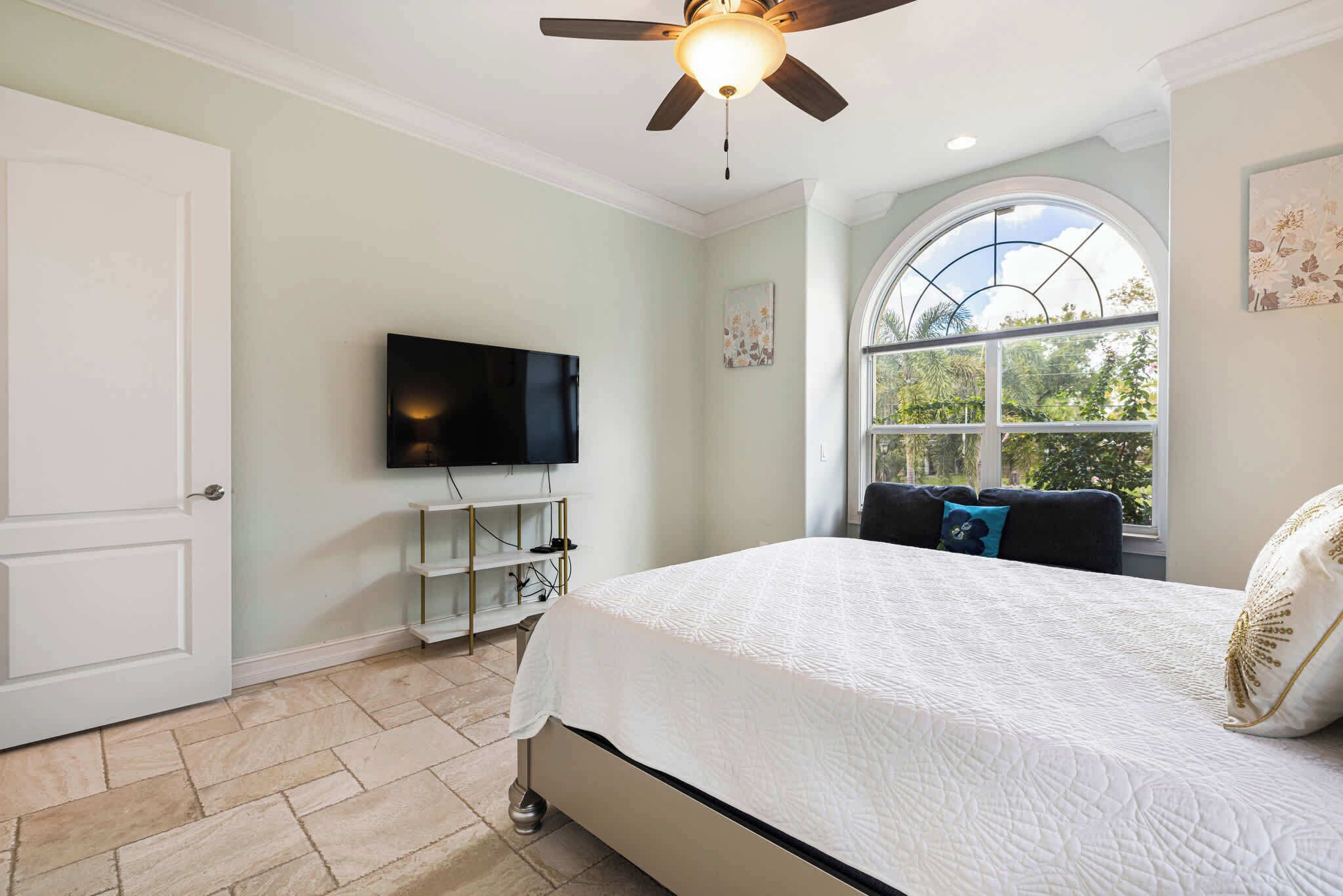 House, Multiple Beds, Pool Access, Pool View (Shore (SILVER-FL)) | 5 bedrooms