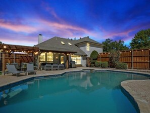 Indoor pool, outdoor pool - Modern Rustic Oasis/games/cinema/utd/plano/frisco (Allen)