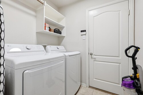 4BR Near At&t Stadium Pool, Minigolf, Cinema