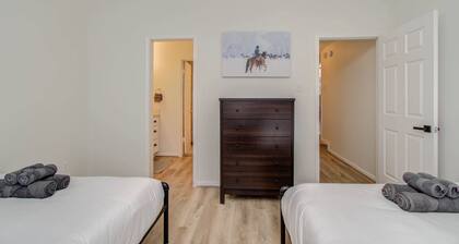 Big Texas Living - Spacious 5-bd With Pool