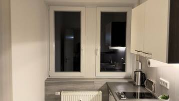Four, plaque de cuisson, lave-vaisselle