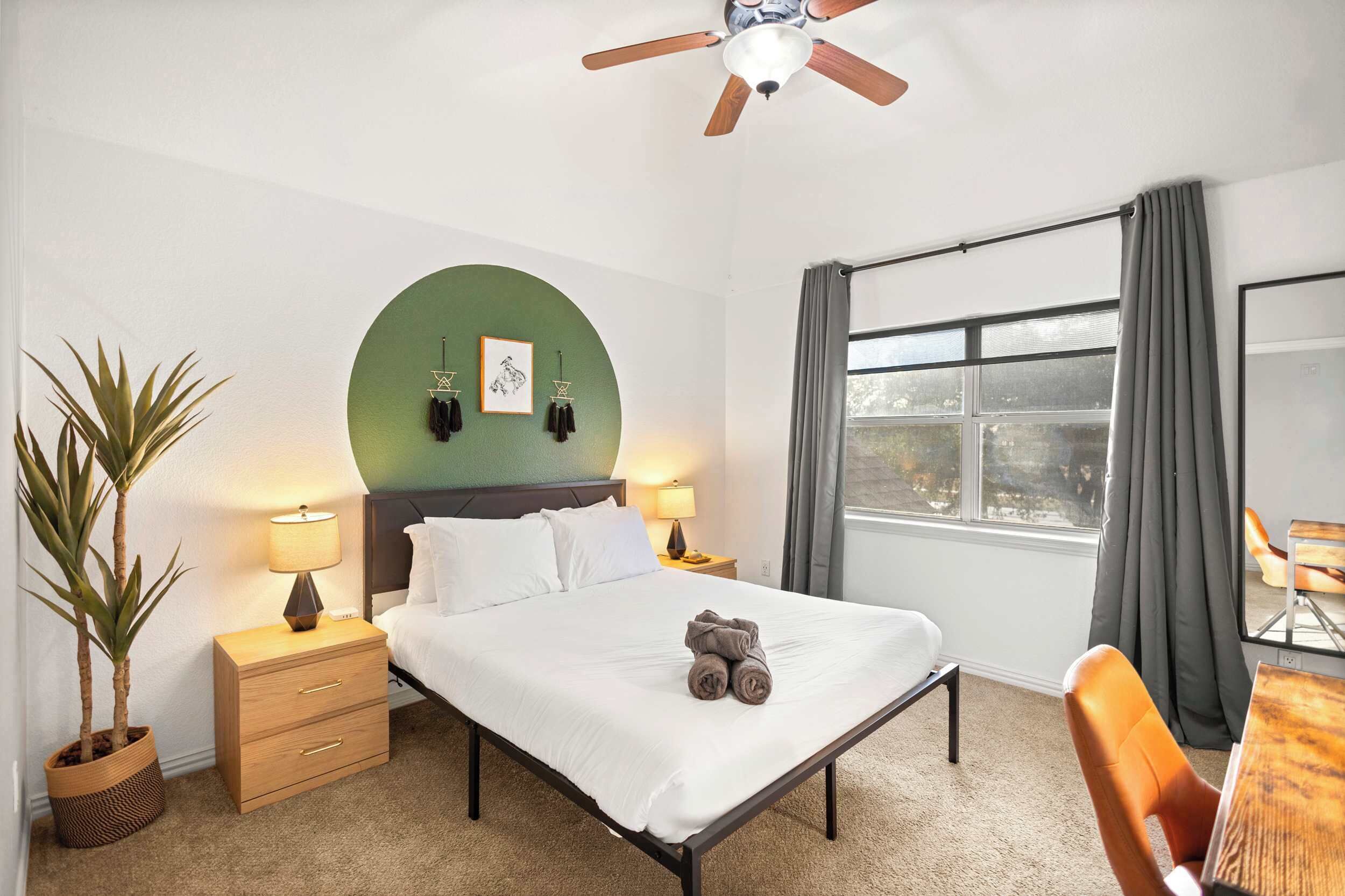 5 bedrooms