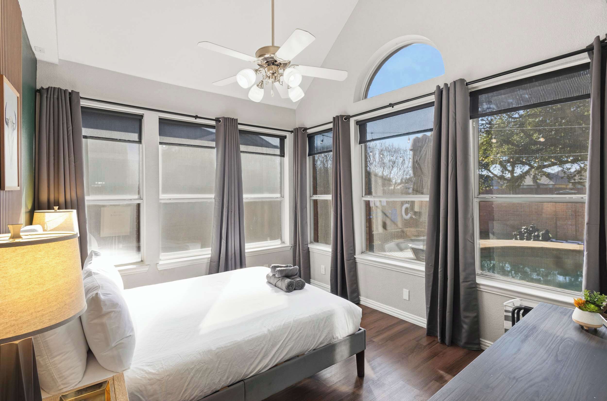 5 bedrooms