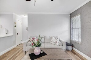 Apartment, Multiple Beds, Kitchen, Pool View (Keller Springs / 30+ Night) | Living area - Heart of Dallas - Cozy Apt, 2bed, Pool (Dallas)