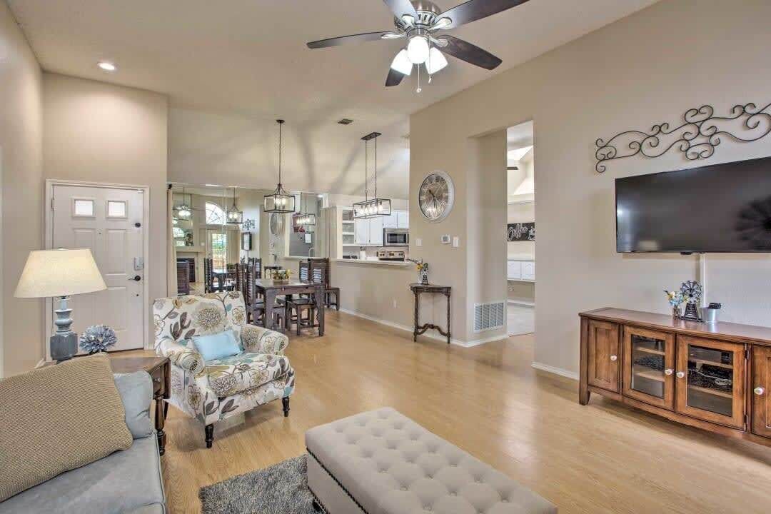 House, Multiple Beds, Patio, Garden View (Wildhaven) | Living area