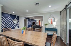 House, Berbilang Katil, Pool Access, Pool View (Benning) | Tempat makan