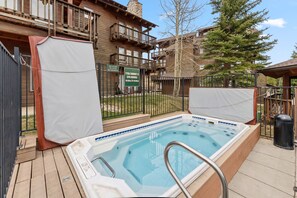Terrace/patio - Breck Getaway | Trails, Balcony & Shared Pool (Breckenridge)