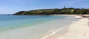 Combate Beach Retreat for Large Groups 16+ with Pool + Generator at Entre Mareas