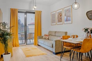 Living area - Mucha Residence - with free weekend parking (Hlavní město Praha)