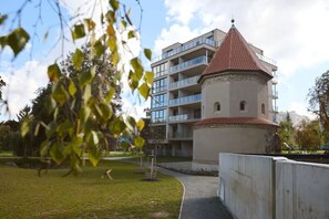 Exterior - Mucha Residence - with free weekend parking (Hlavní město Praha)