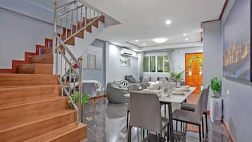 Rumah, 3 kamar tidur, balkon | Ruang makan