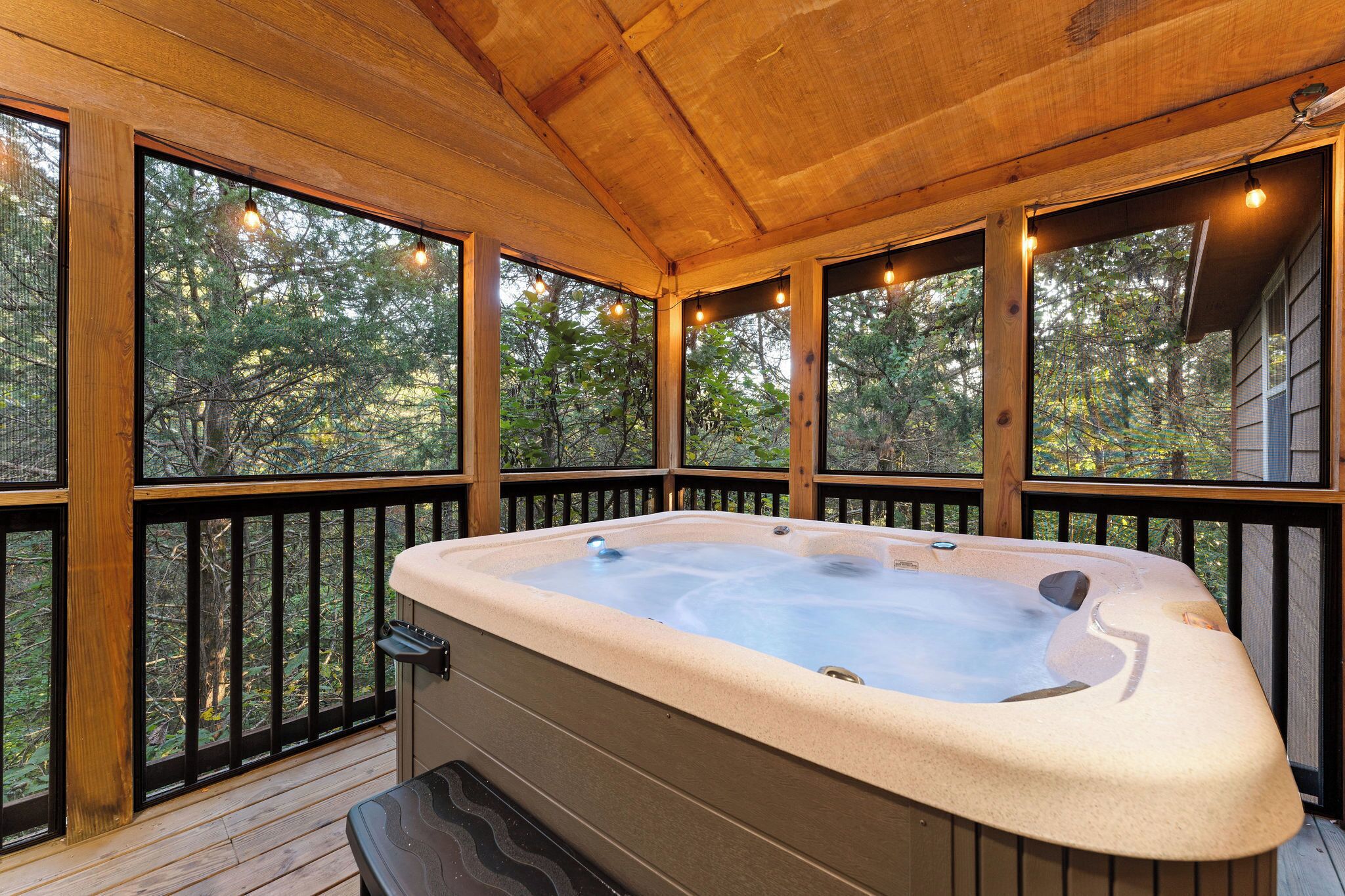 Indoor spa tub