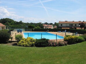 Pool - House in vacation residence with swimming pool and tennis court (Pornic)