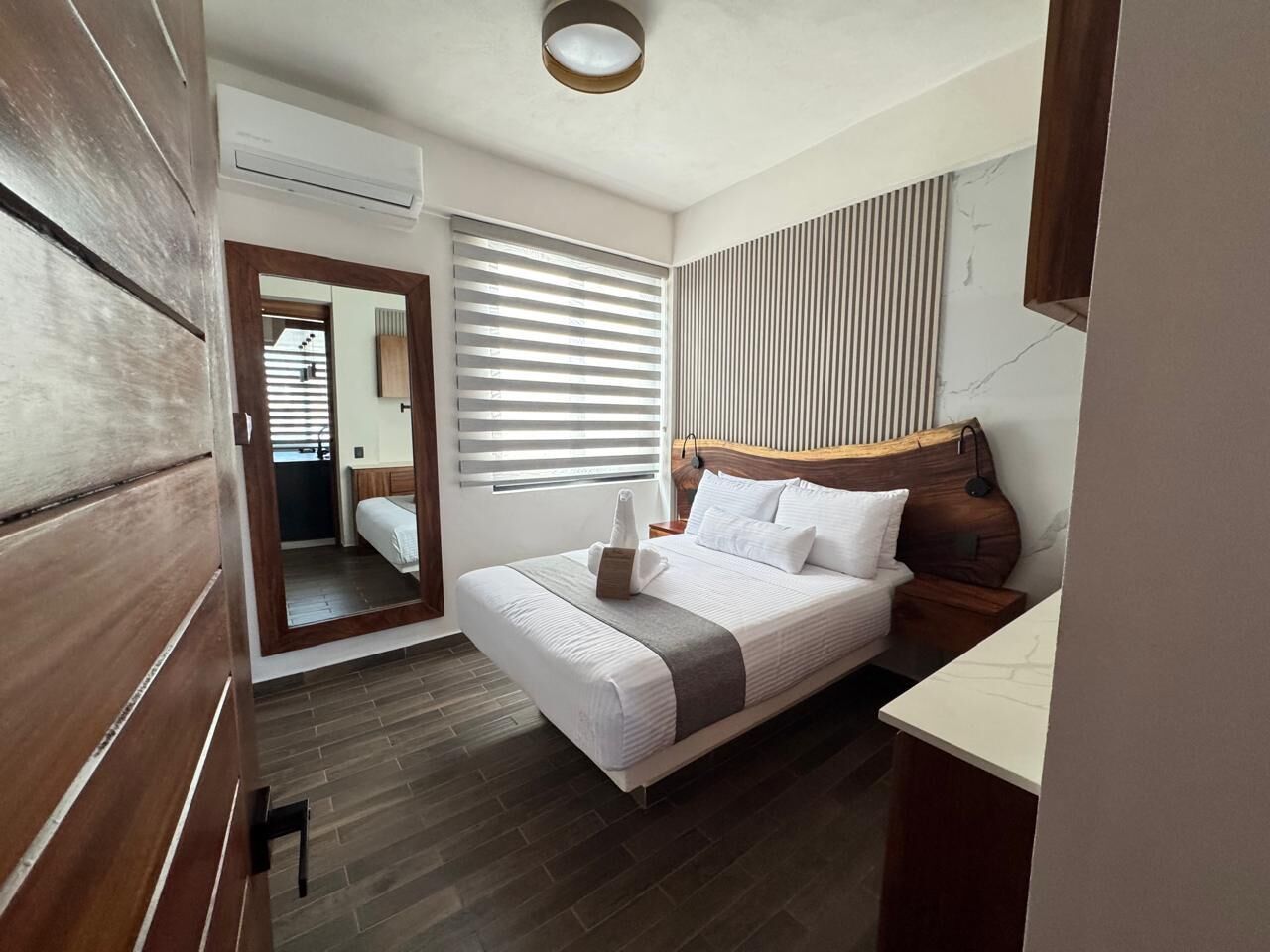 Habitación cuádruple de lujo, balcón, vista al mar