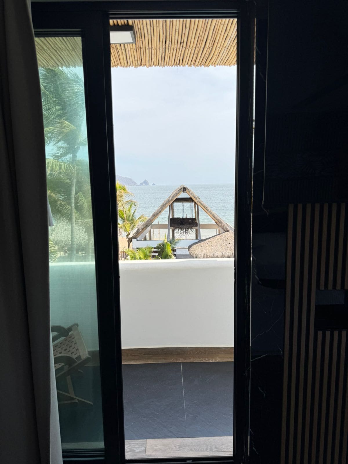 Deluxe Double Room, Balcony, Sea View | Interior