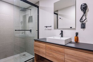 Bathroom - Stylish Roma Norte Loft + Concierge (Ciudad de mexico)