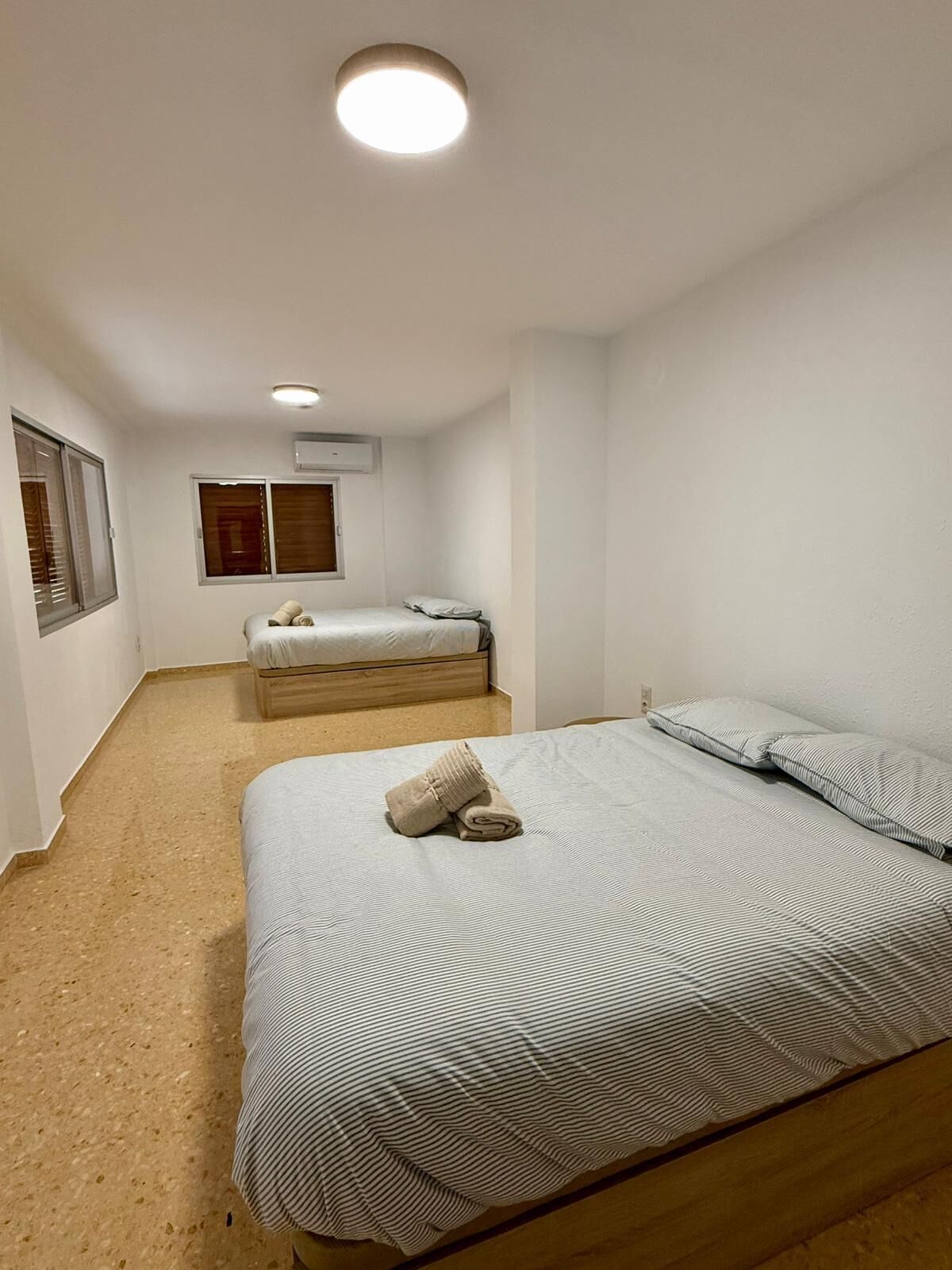 5 chambres, accès Internet, draps fournis