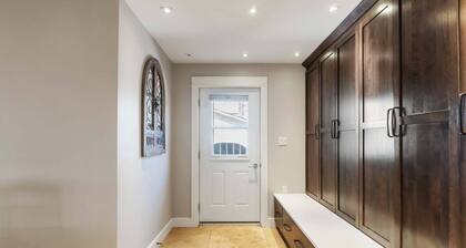 Kingston Private Executive Living Residence