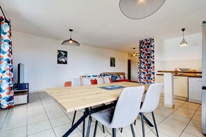Dining - Leu Ty Kosy - Patio - 4min Plage (Saint-Leu)