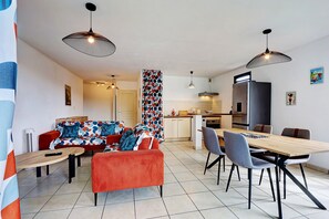 TV - Leu Ty Kosy - Patio - 4min Plage (Saint-Leu)