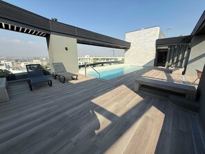 Pool - HOM ELITE | Wif-Calefacción | Metro H Magallanes (Las Condes)