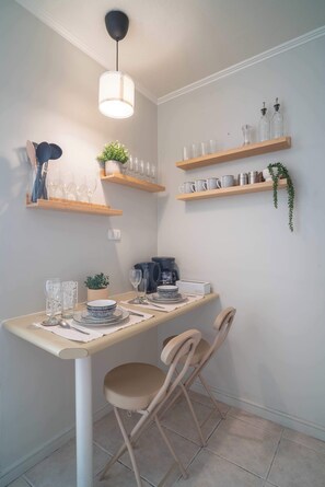 Dining - HOM | Mall MUT | Metro Tobalaba | Costanera Center (Las Condes)