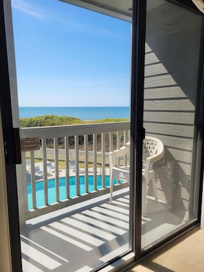 Interior - Dunescape Villas 251: Coastal Charm Meets Stunning 2nd-Floor Oceanfront Views (Pine Knoll Shores)
