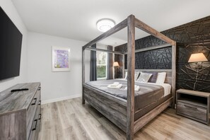 Iron/ironing board, free WiFi, bed sheets - Themed Kids Bedrooms | Theater Area | No Rear Neighbors (Kissimmee)