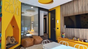Interior - HOM | 3D3B Providencia | Parking | Inés de Suarez (Providencia)