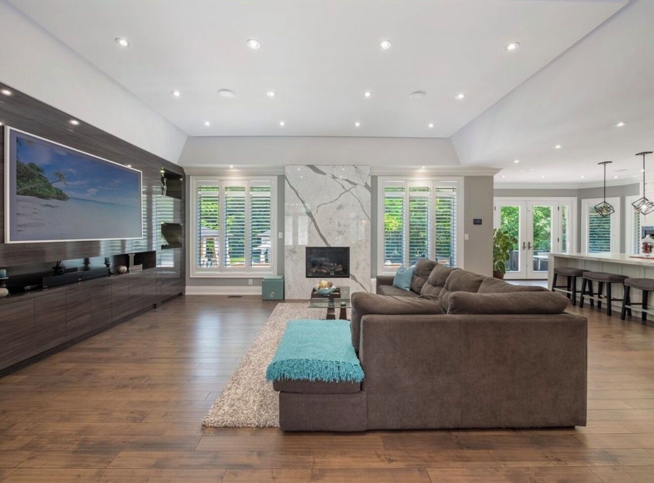 Luxury Private Estate Retreat.  Pool  Hot Tub  Gym  Pool Table - Brampton