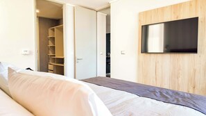 1 bedroom, iron/ironing board, WiFi, bed sheets - HOM TOP1 | 97m2 | Parking | Parque Arauco | 1D1B (Las Condes)