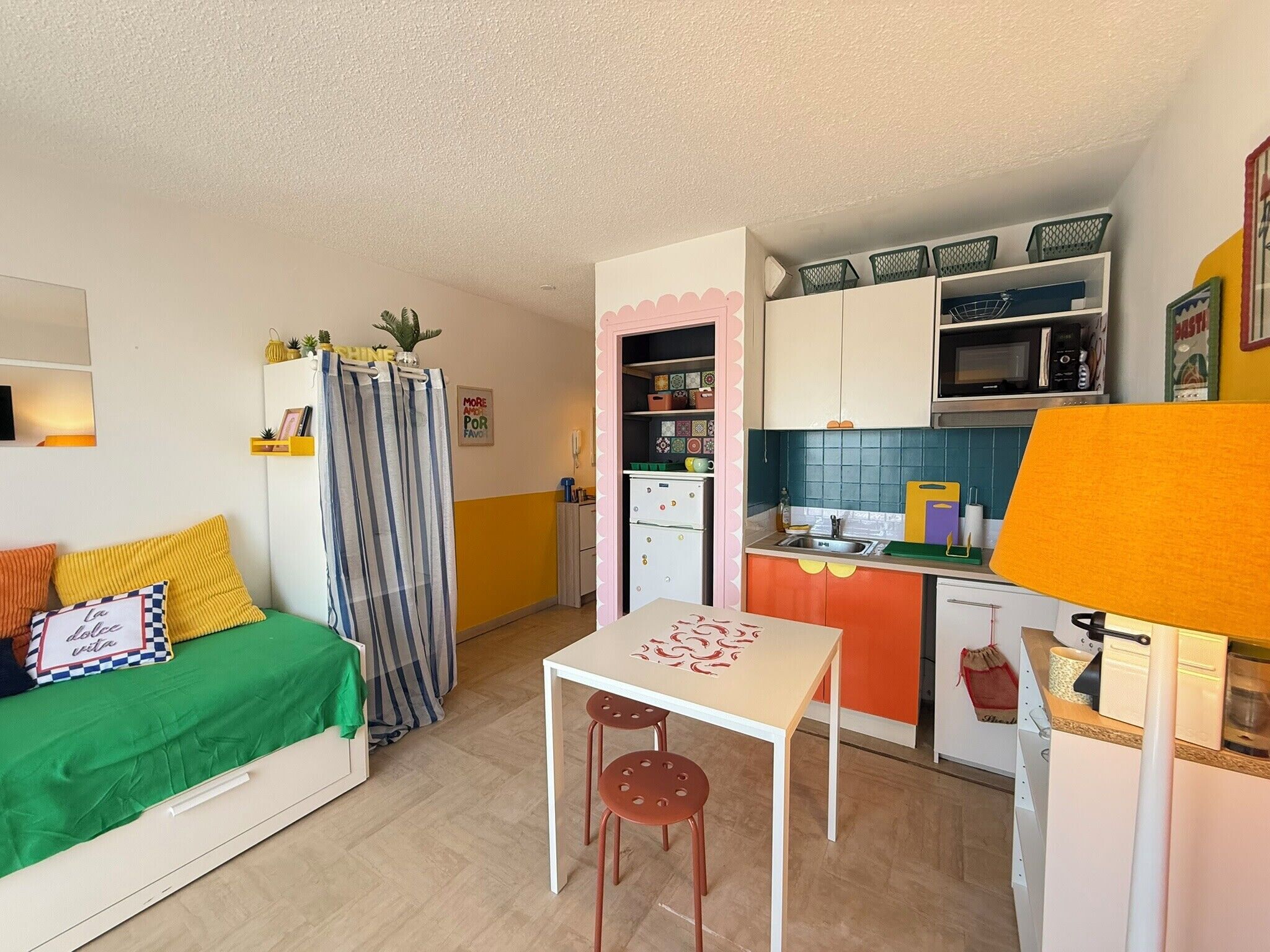 Fridge, microwave, coffee/tea maker