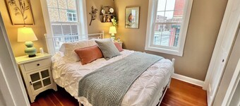 Apartment Downtown Monmouth by Market Alley