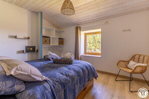 Room - Le Jas Sauvage - SAINT ANTHEME (SAINT ANTHEME)