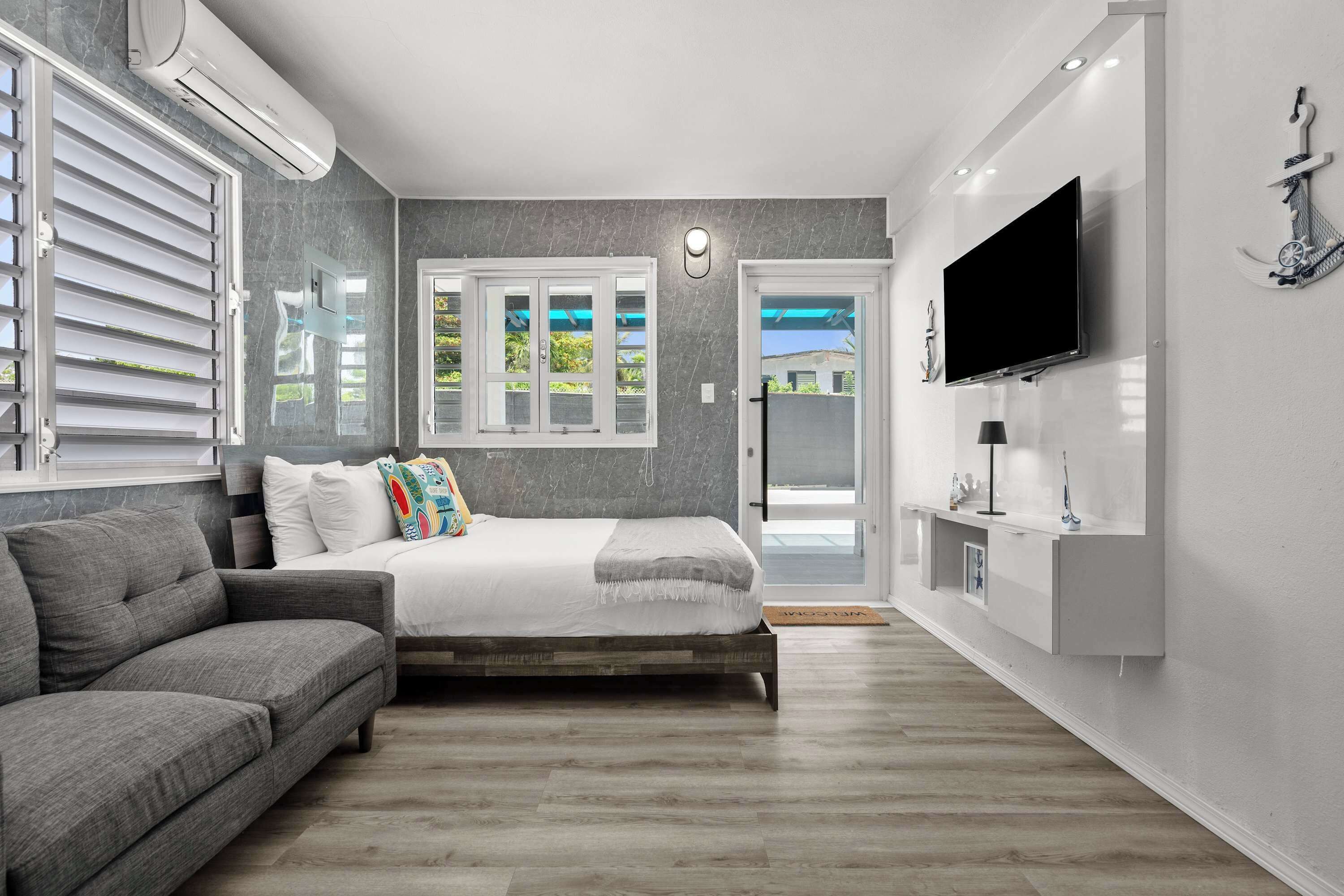 1 bedroom, iron/ironing board, travel crib, WiFi