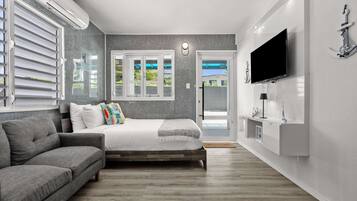 1 bedroom, iron/ironing board, travel crib, WiFi