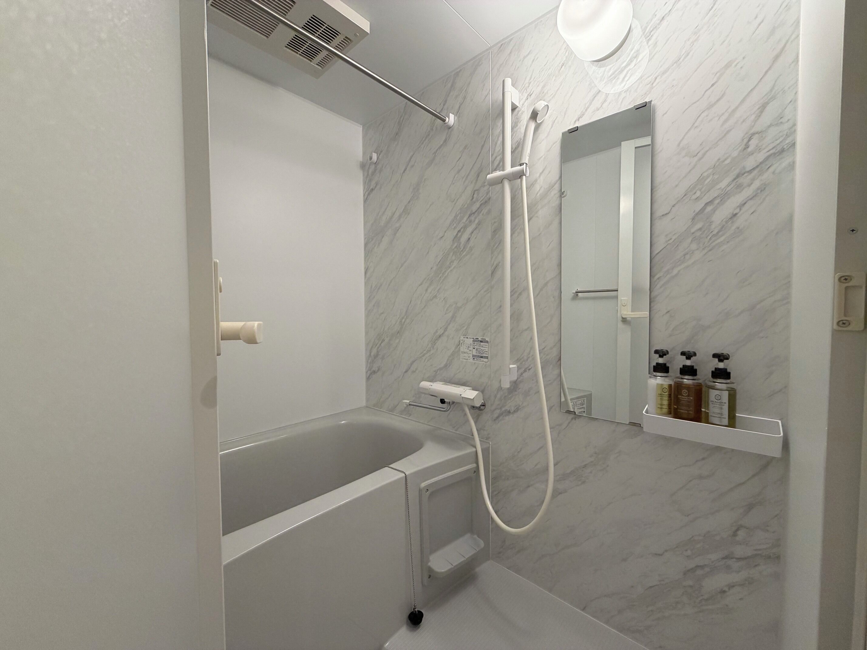 Bathroom shower
