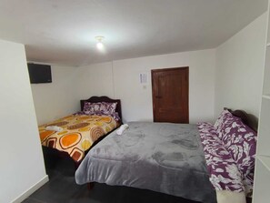 Økonomi-tomannsrom, fjellutsikt